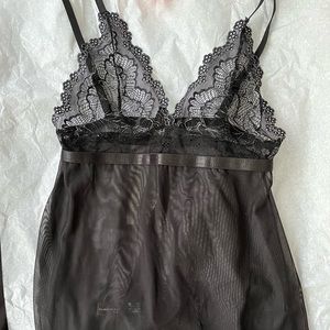 2 lingering piece brand new with tags